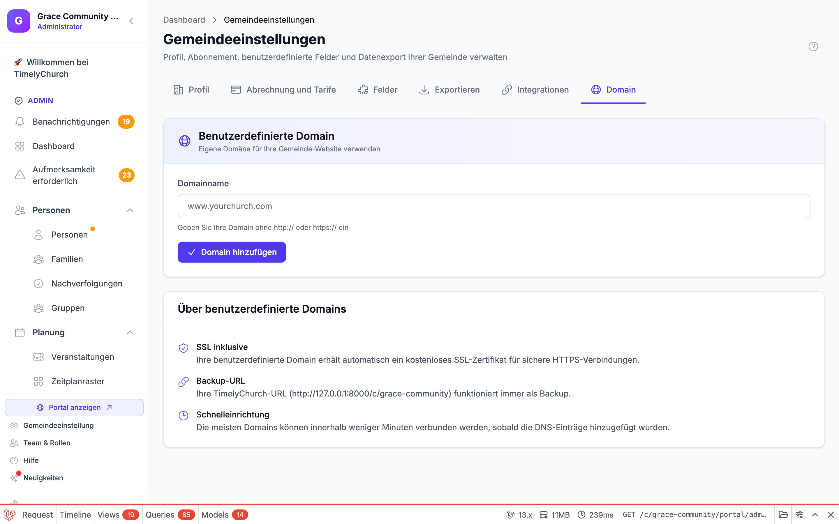 Gemeindeeinstellungen mit ausgewählter Registerkarte „Domain" und dem Panel „Benutzerdefinierte Domain" mit dem Feld „Domainname"